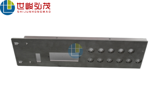 汽車(chē)功放面板鋁型材 精密深加工 沖孔拉絲