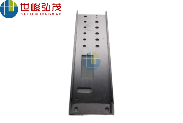 汽車(chē)功放面板鋁型材 精密深加工 沖孔拉絲